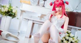 美女色片