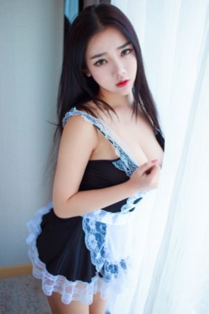 学生面前的女教师电影