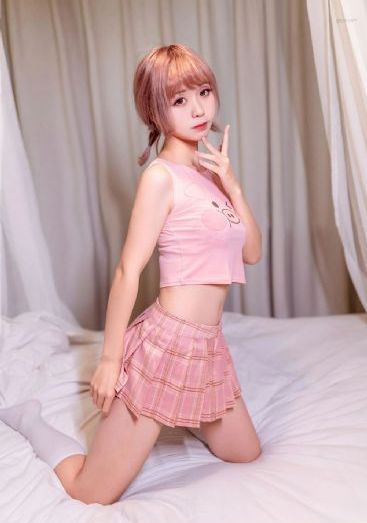 善良漂亮的岳9