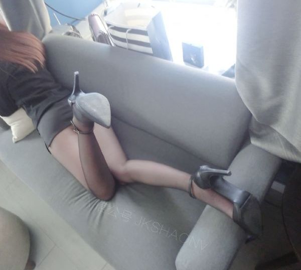 姐姐8电视剧在线观看