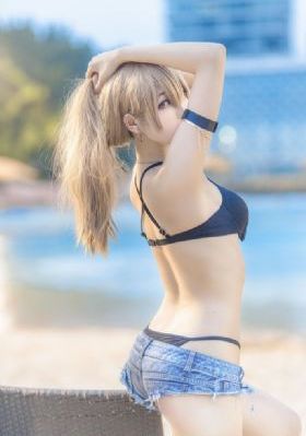 韩国电影可疑的美容院