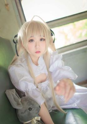 女大学生的红色日记在线观看
